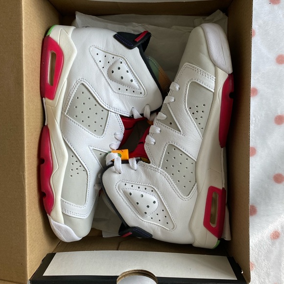 Air Jordan 6 retro. Size 6Y. - Picture 1 of 3